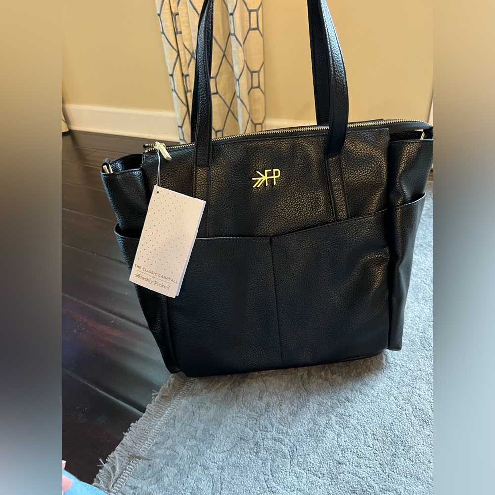 Freshly Picked Classic Carryall Diaper bag w/ changing pad